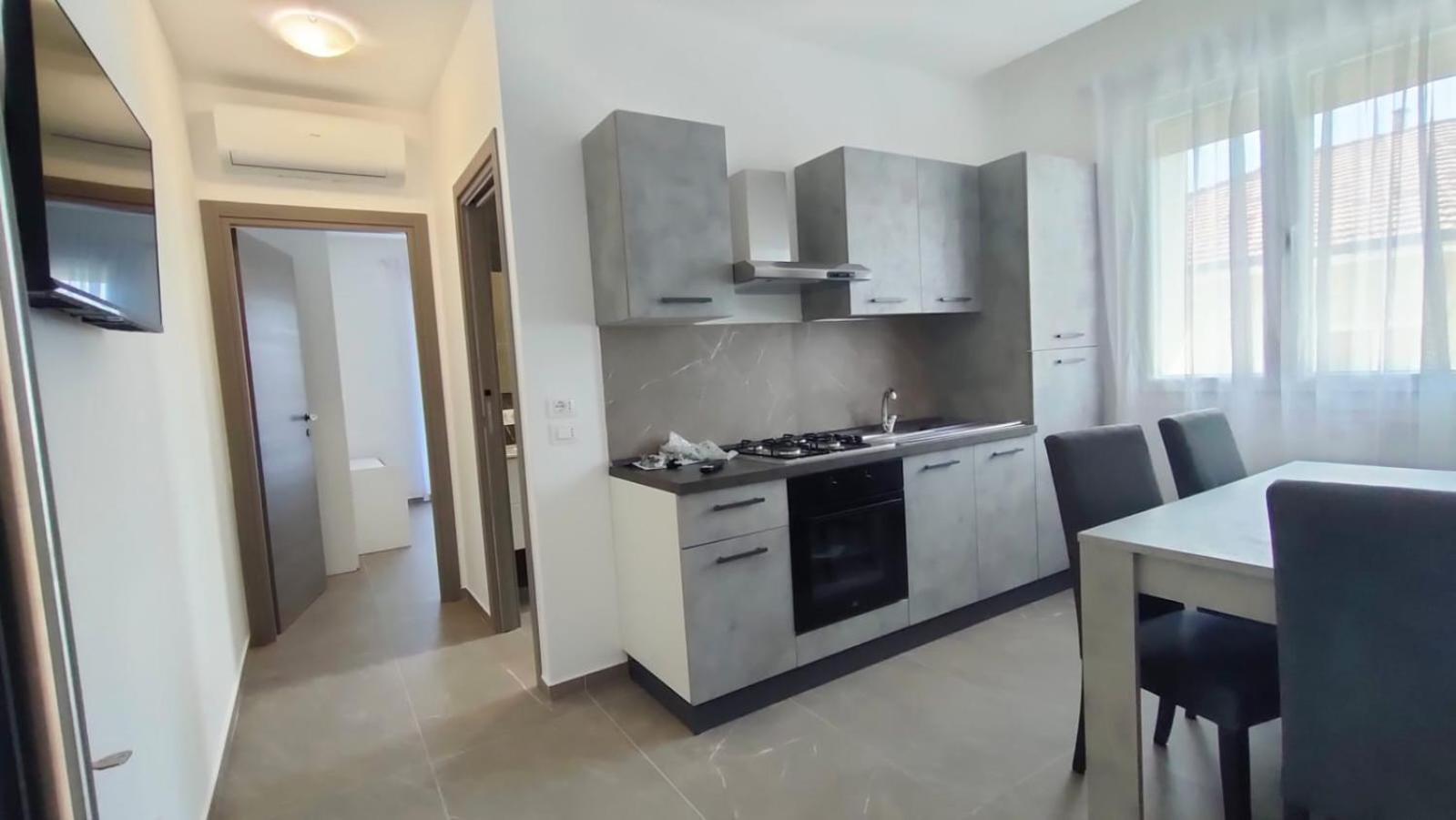 Villa Borghesi Suites Fronte Mare Rimini Exteriör bild