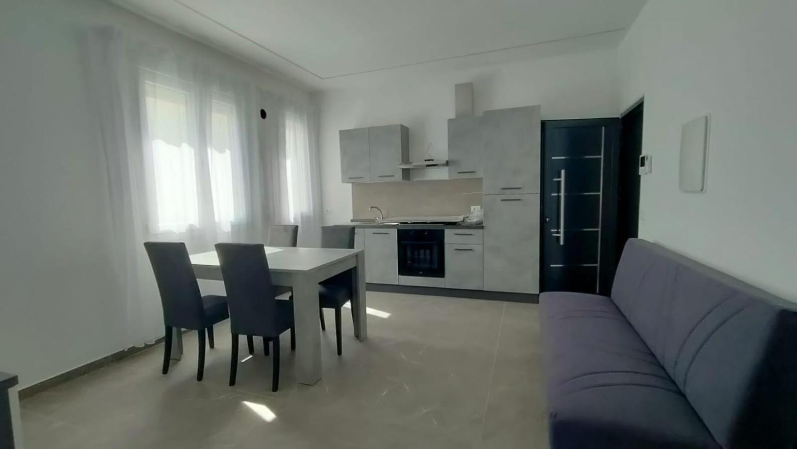 Villa Borghesi Suites Fronte Mare Rimini Exteriör bild